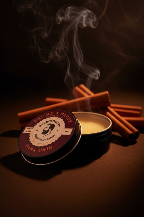 Baume à barbe Papa chic sur écorce de canelle avec fumée. 